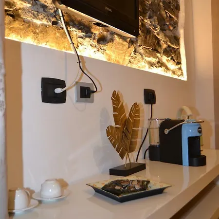 ゲストハウス Rio Groppo マナローラ